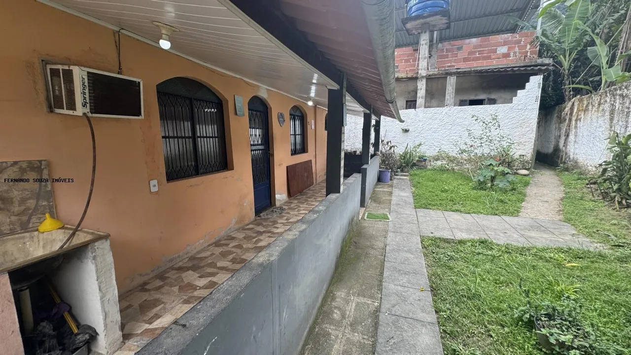 Guapimirim Casa com passagem privativa para cachoeira.