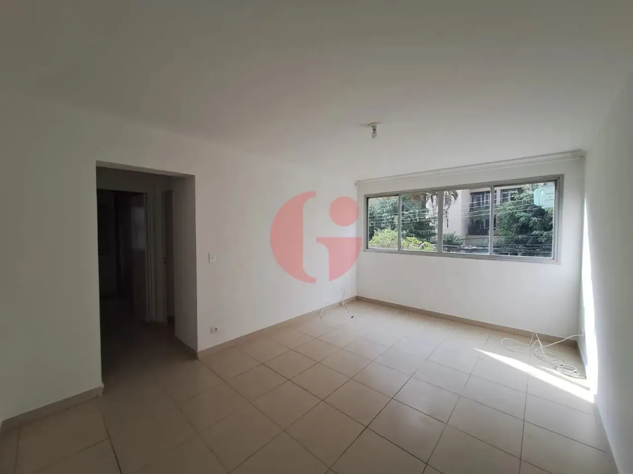 Apartamento para locação com 02 quartos e 01 vaga de garagem - 70m² no bairro Central