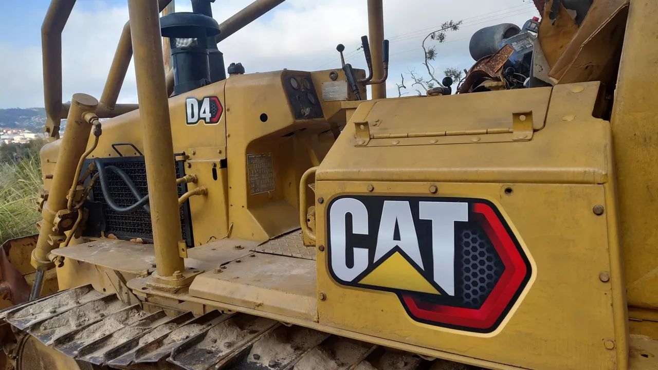 Trator Caterpillar D4E SR ano 1989 - Foto 6