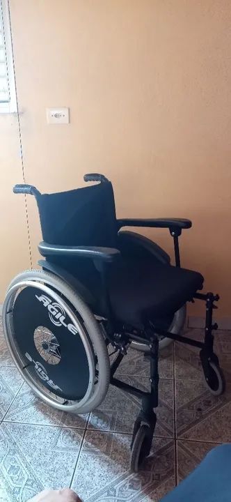 Cadeira de Rodas Agile