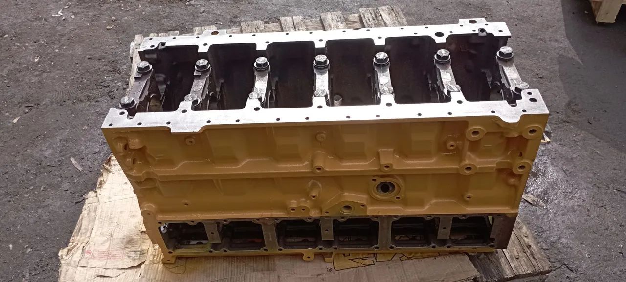 Bloco de Motor Caterpillar 3116 - Foto 5