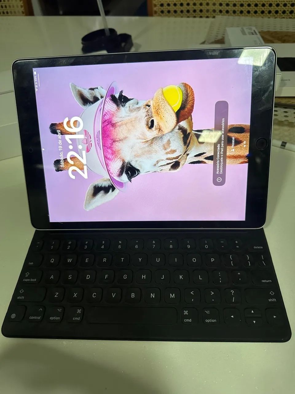 iPad 9 Geração - 256GB completo! Caneta e teclado Apple  - Foto 2