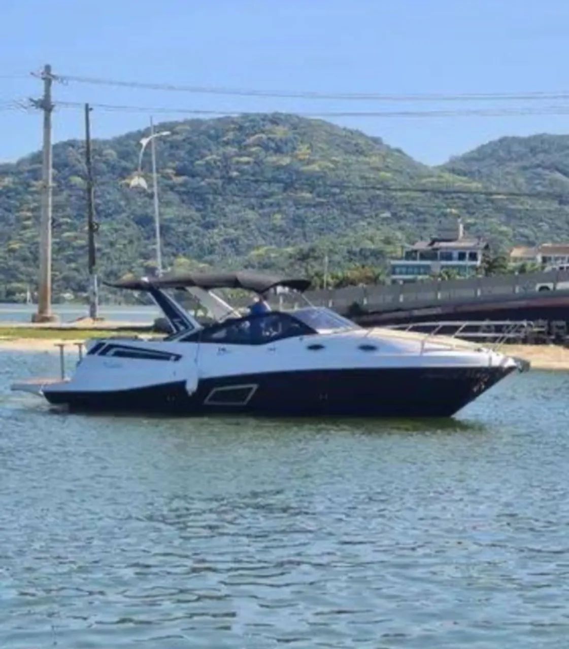 LANCHA-  Focker 330 GT Black Editio 2008 - Foto 2