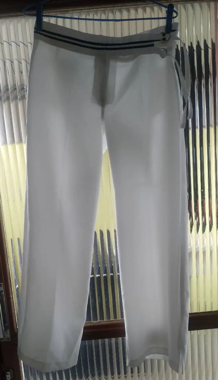 ÓCalça  feminina  cor branca - Foto 3