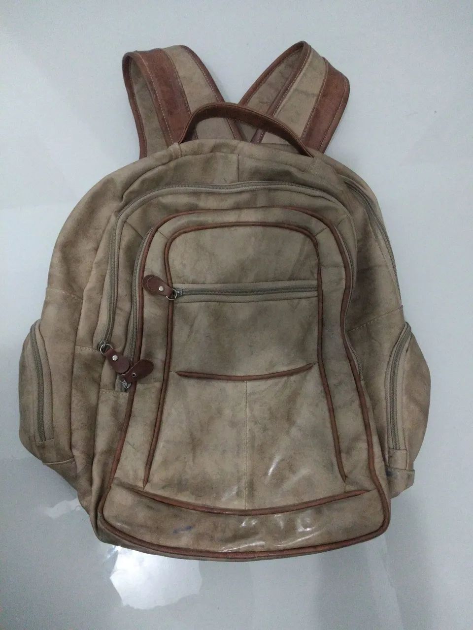 Mochila de Couro Marrom