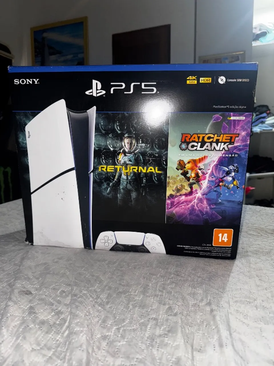 PS5 Slim Digital 1TB + 2 Jogos (Returnal + Ratchet & Clank) - NOVO