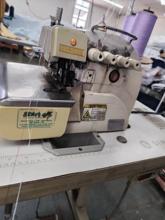 Máquina de Costura Overlock 4 fios