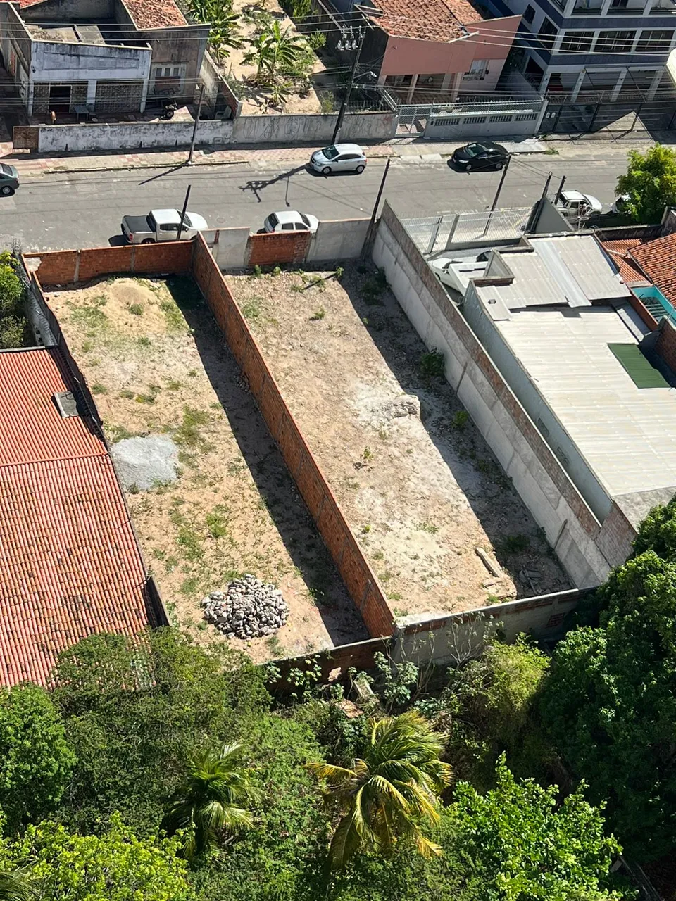 TERRENO NO BAIRRO DE FATIMA COM 320m² 10,5 DE FRENTE COM 30,5 DE FUNDO