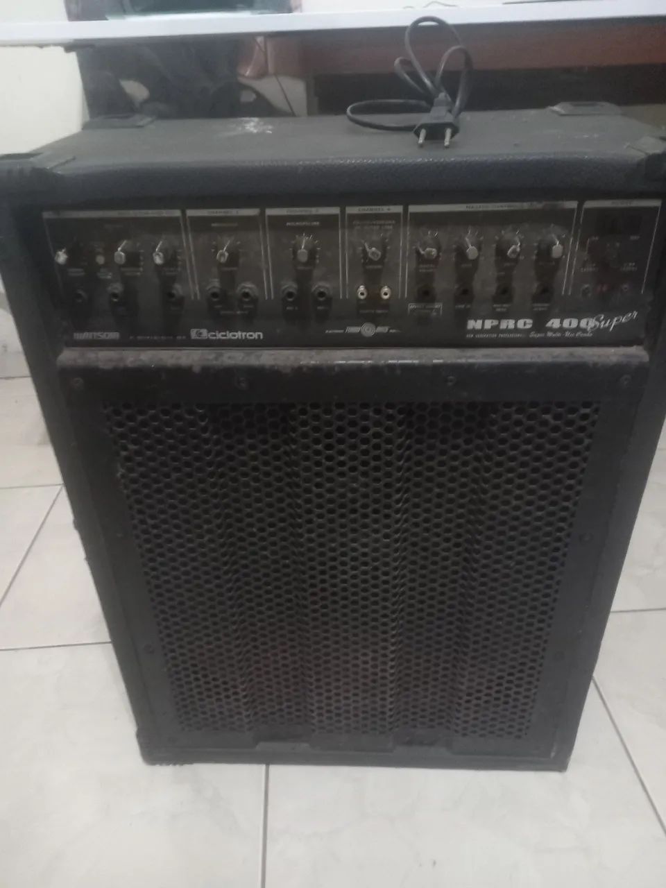 Vendo caixa de som 