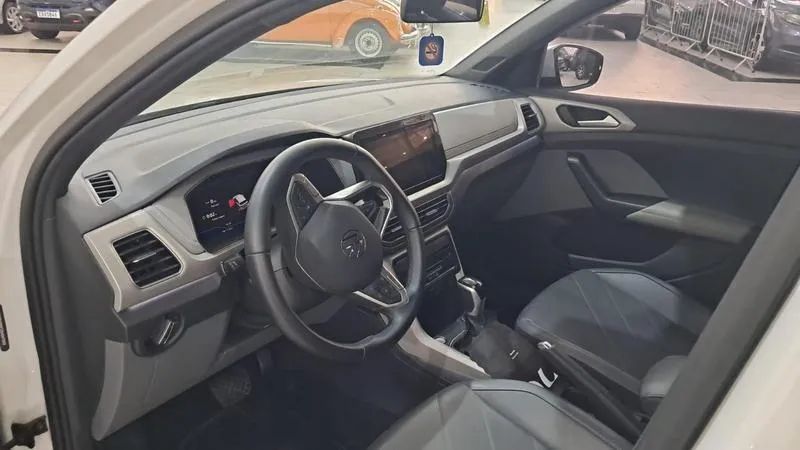 Volkswagen T-Cross Comfortline 1.0 TSI Flex 5P Aut. 2025 - Foto 10