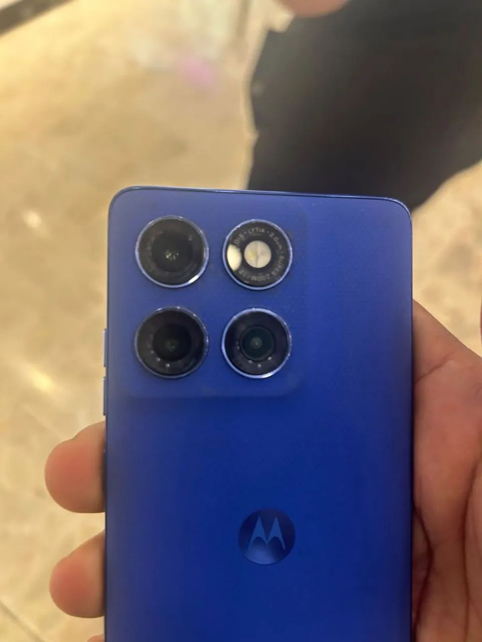 Edge 60 pro , na caixa e carregador original  - Foto 2