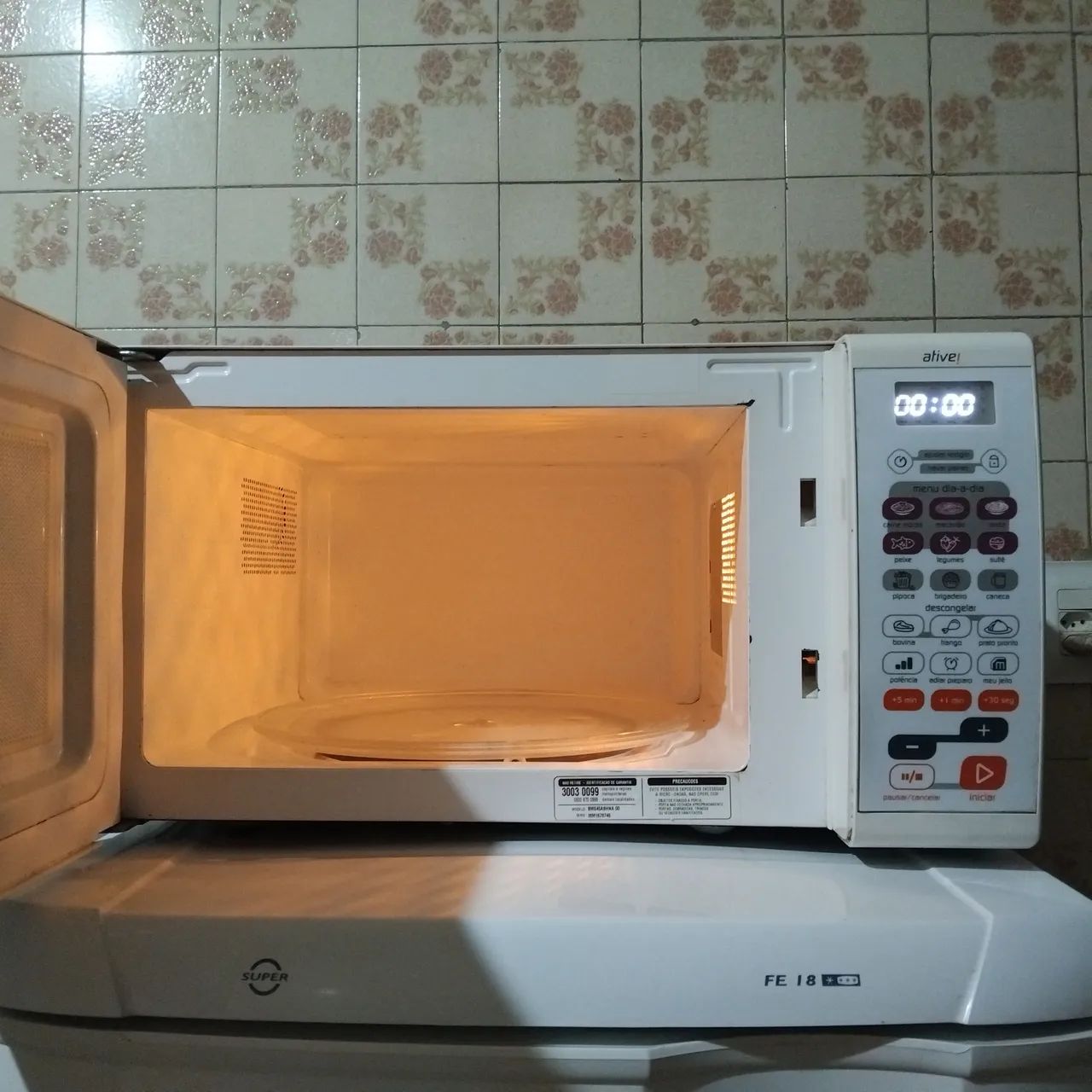 Micro-ondas Brastemp 42 Lts - Foto 2