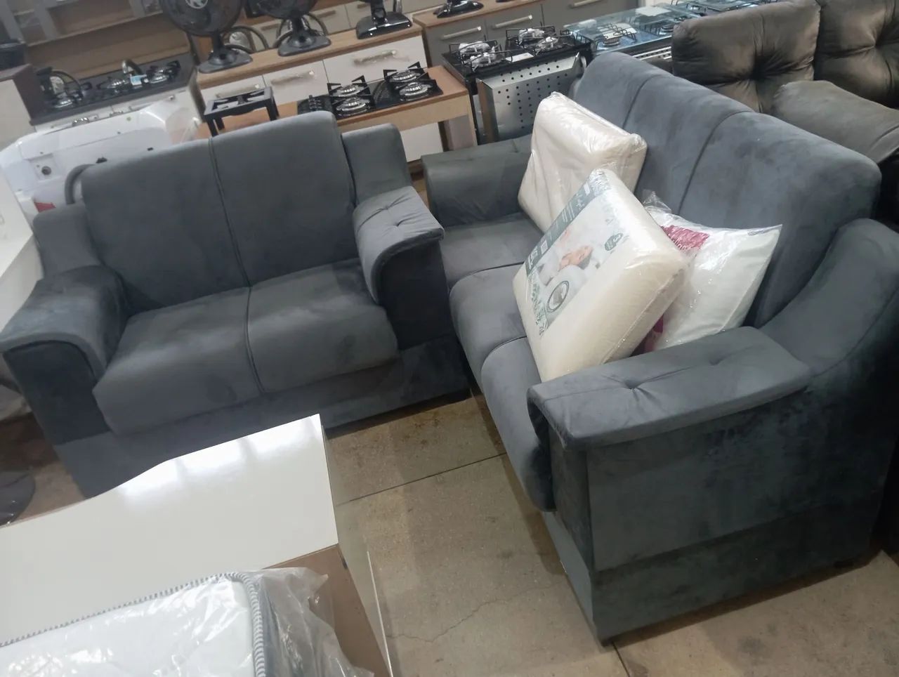 Sofá novo em oferta  - Foto 2