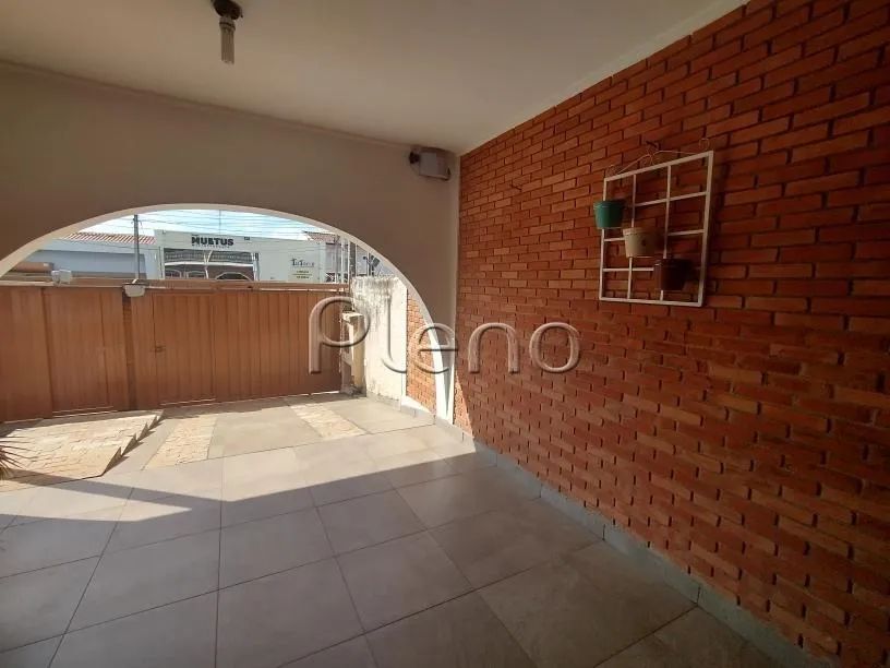 Casa à venda em Campinas, Jardim Guanabara, com 3 quartos, com 201.8 m² - Foto 2