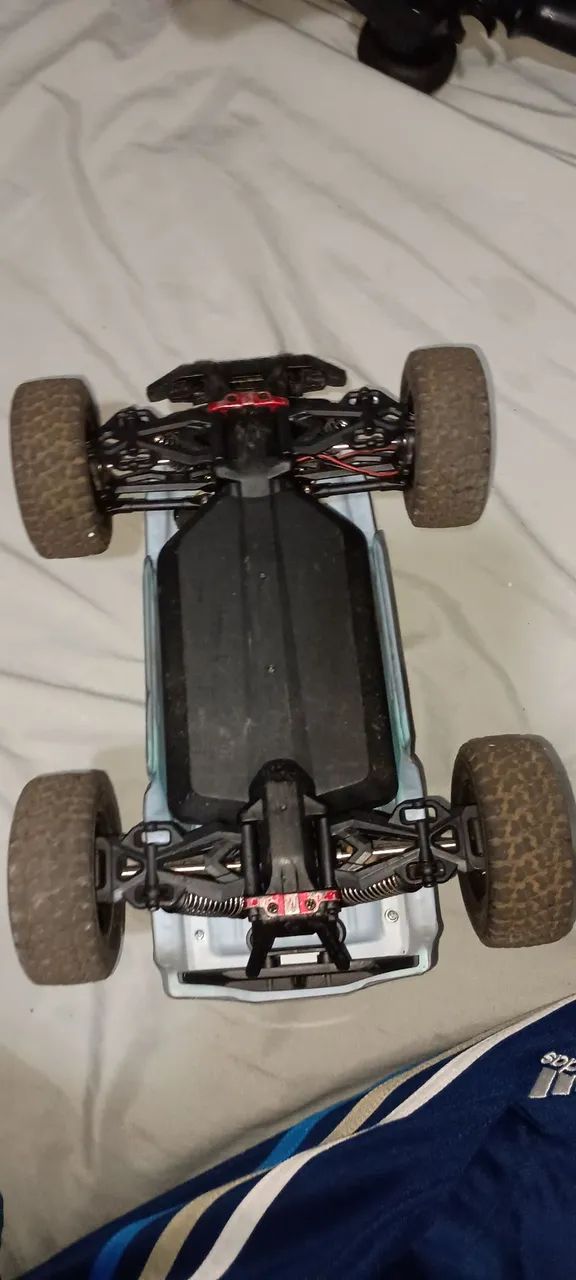 Carro 4x4 RC até 80km de velocidade, com todos itens - Foto 3