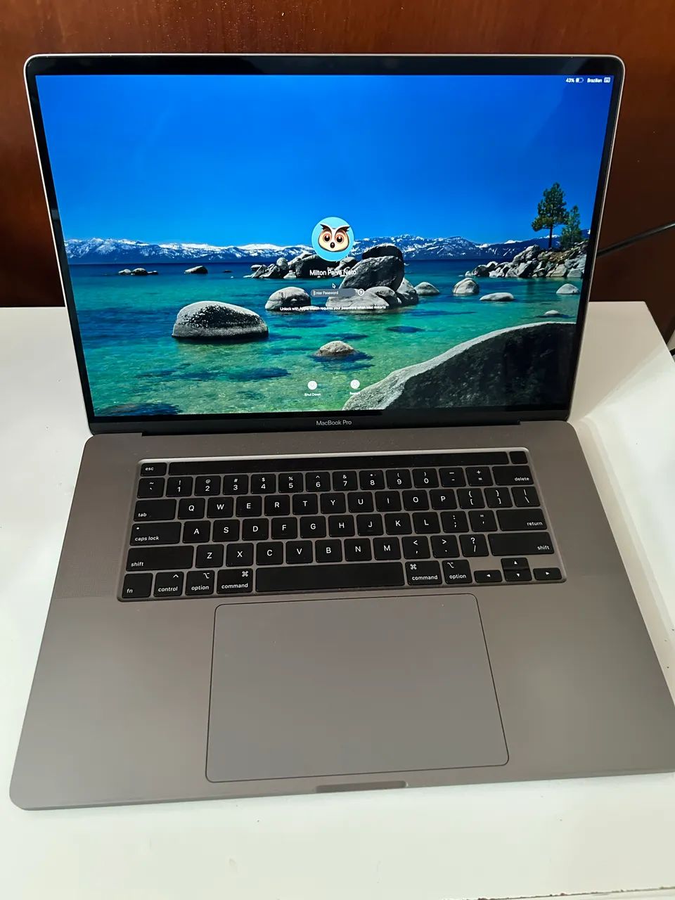 MacBook Pro 16