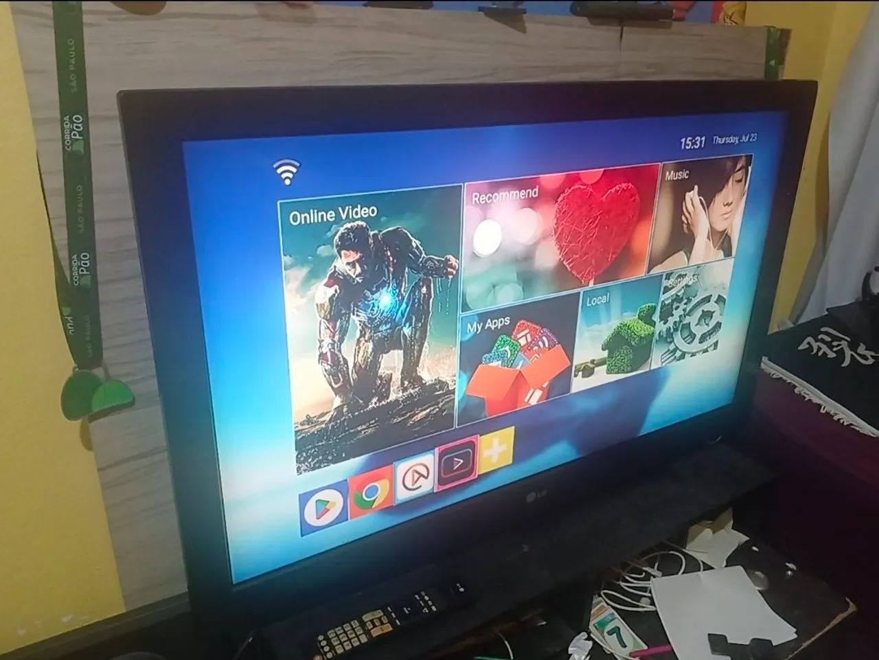 TV LCD 42 POLEGADAS " NÃO E SMART "