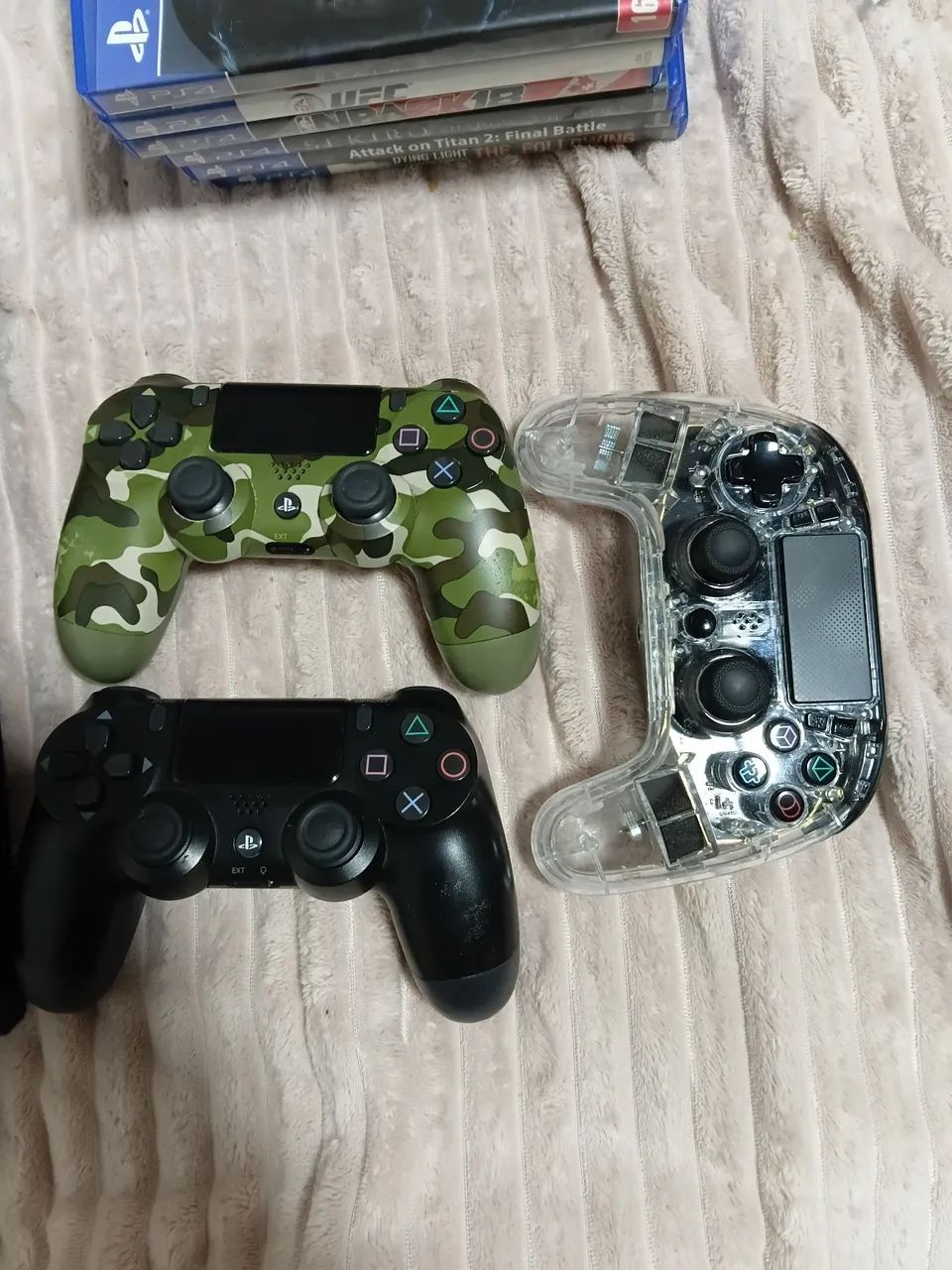 Ps4 + 2 controle  - Foto 2