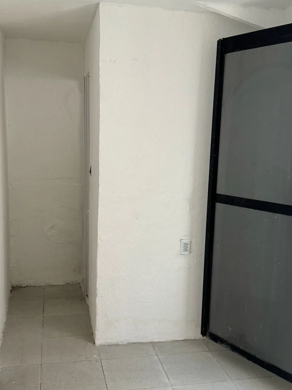 Apartamentos com água e energia inclusas - Foto 2
