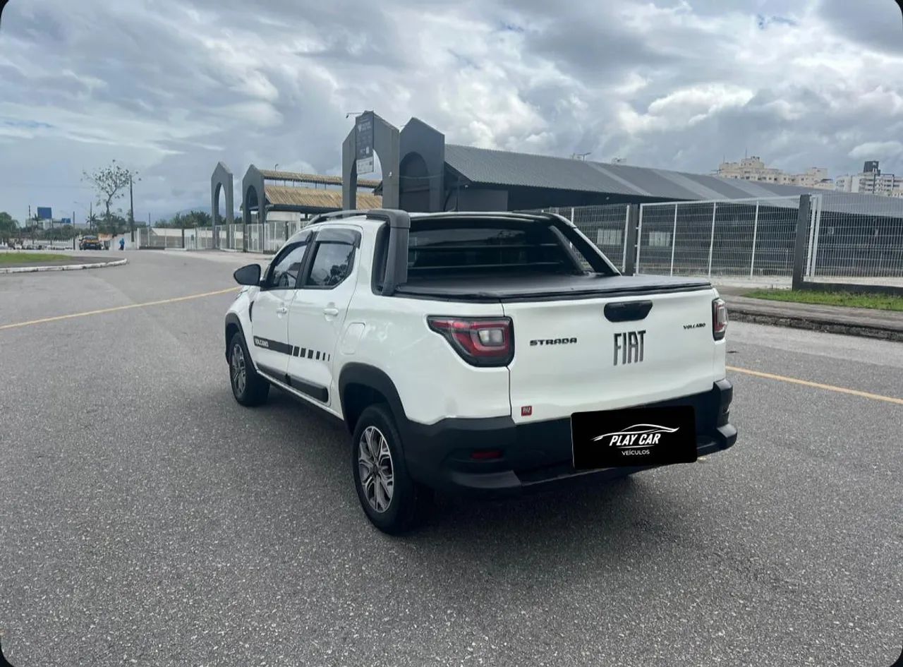 Fiat Strada Volcano 1.3 Flex 8V CD 2022 - Foto 4