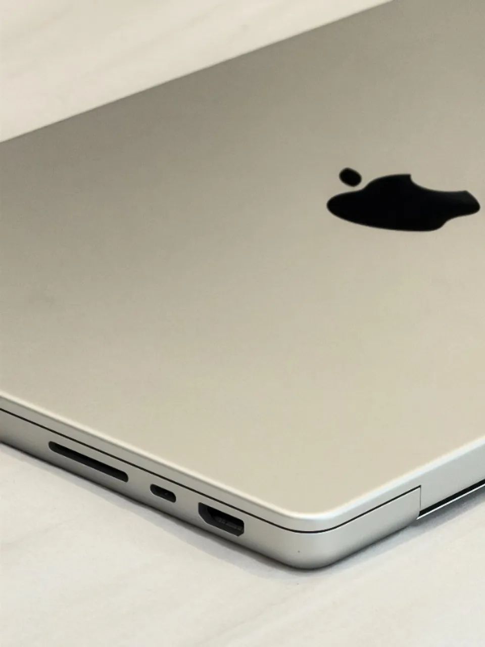 MacBook Pro M3 Pro 36GB 1TB 14インチ シルバー MacBook Pro 14 Apple