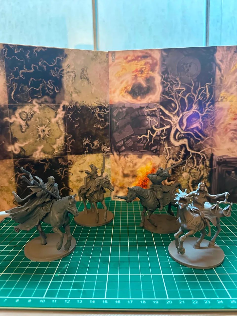 Expansão PnP Four Horseman Massive Darkness 2 - Foto 3