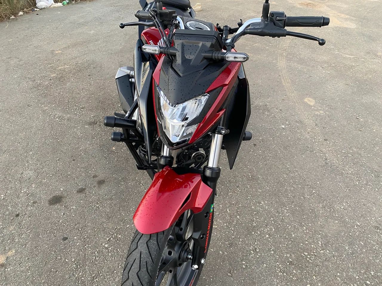 VENDO CB300F 2025 ZERADA - Foto 4