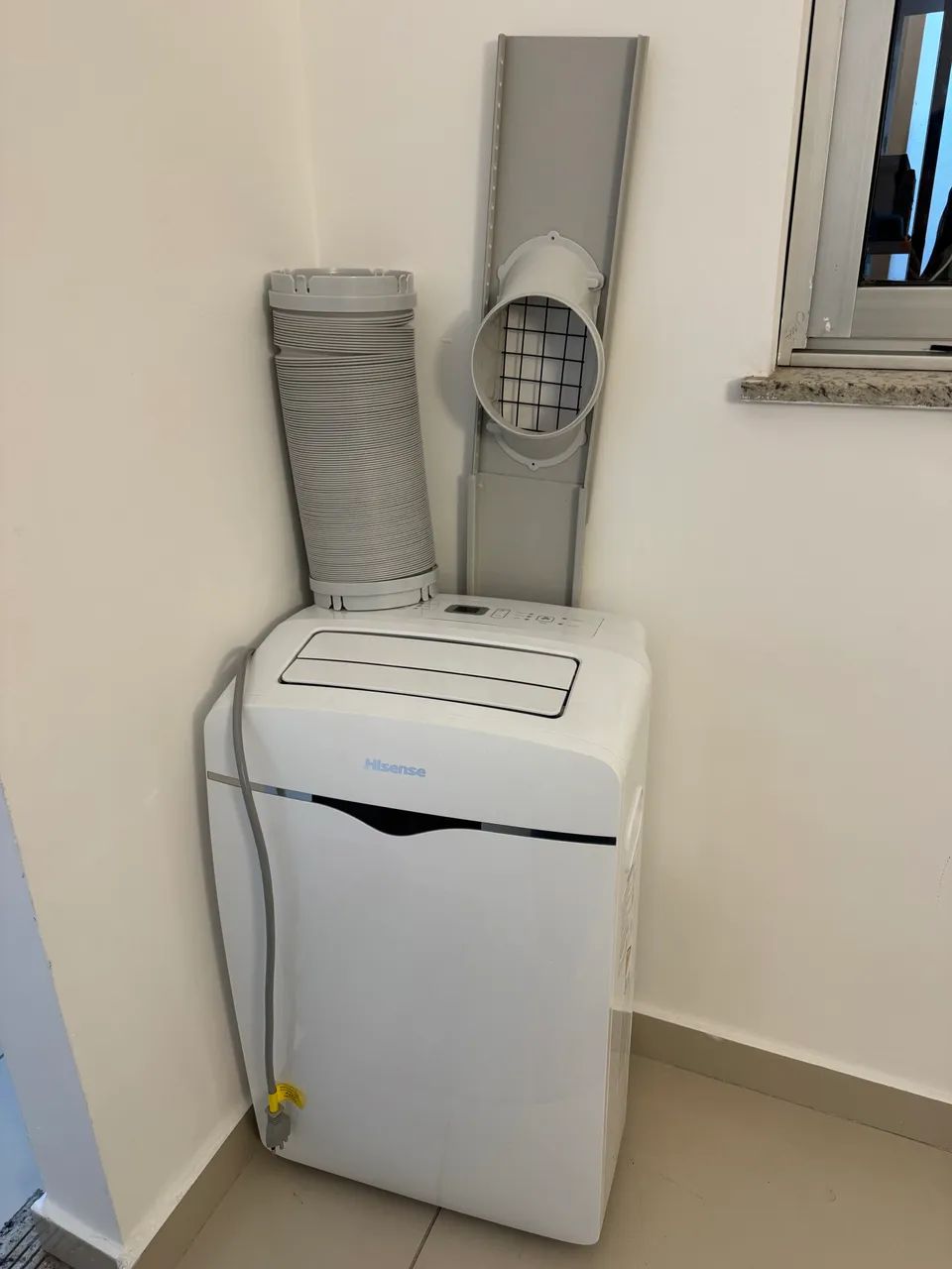 Ar Condicionado  Portátil Hisense  - Foto 2