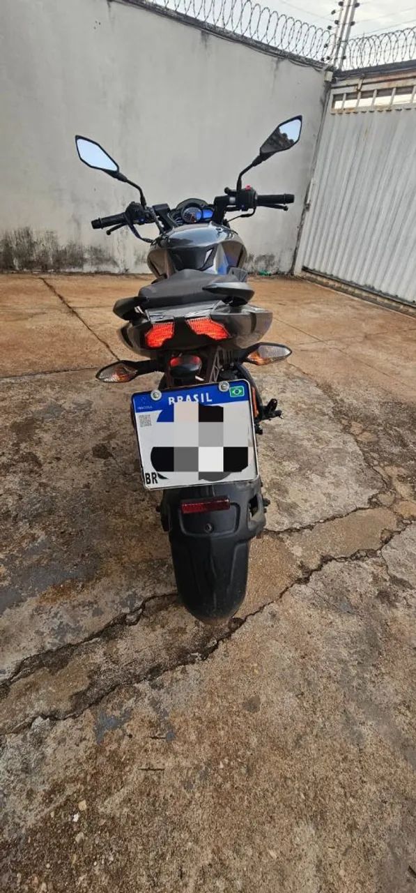 Bajaj Dominar 200 - Foto 2