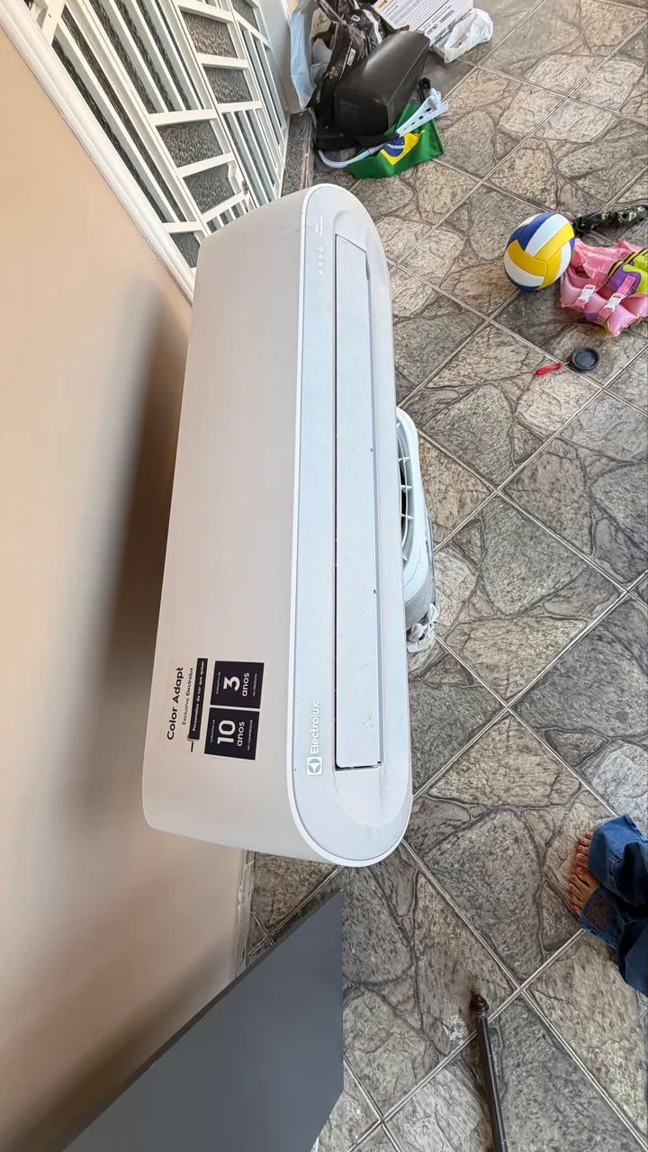 Vendo ar-condicionado seminovo 
