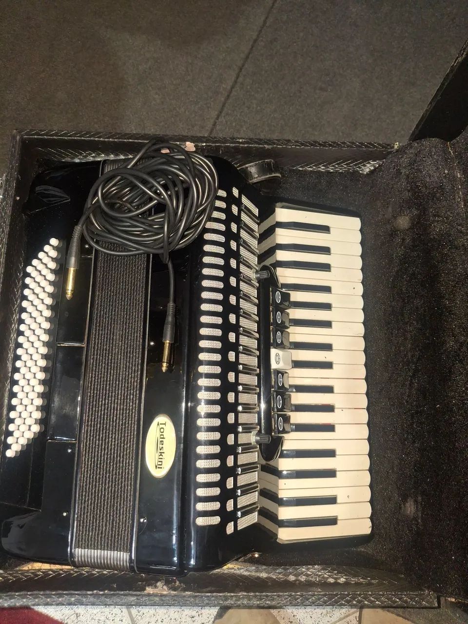 Acordeon 80 baixos  - Foto 3
