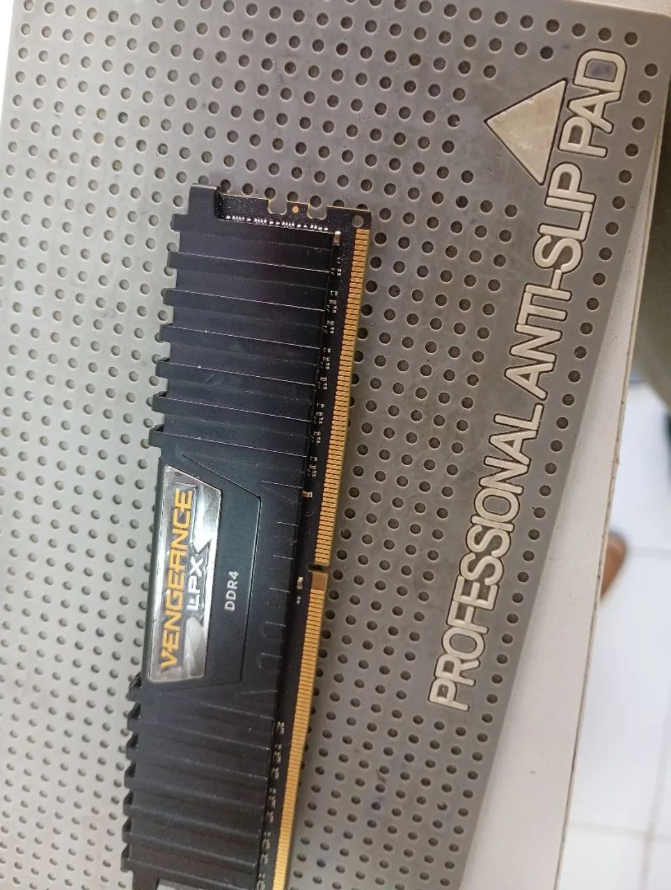Memória Ram tenho 1 de 8GB 2 de 4GB  - Foto 2