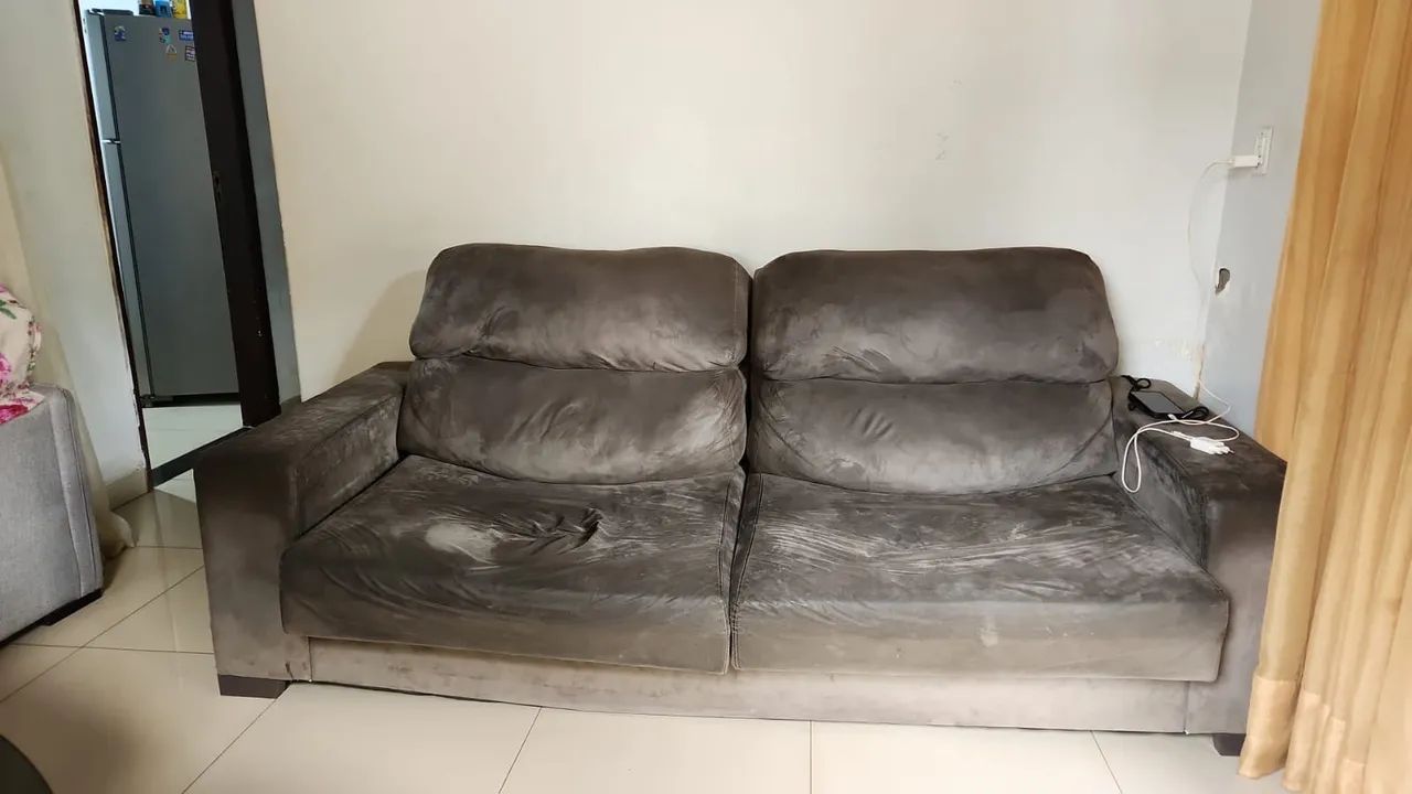 SOFÁ QUE VIRA CAMA 