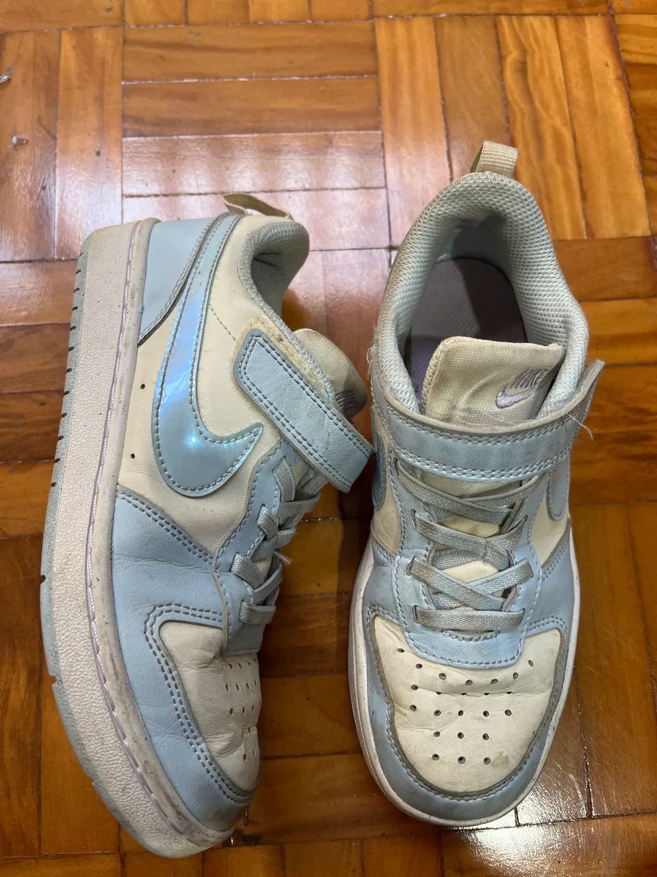 Tênis Nike infantil menina tamanho 31 - Foto 2