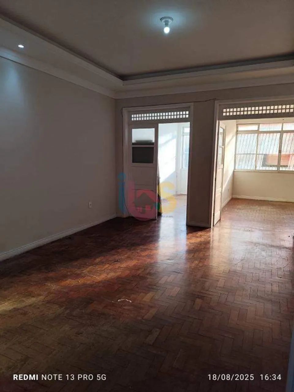 ALUGO APARTAMENTO NO CENTRO
