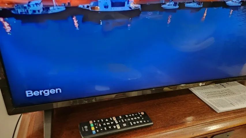 Televisão TV LG 43polegadas lj5550 - como nova - Foto 3