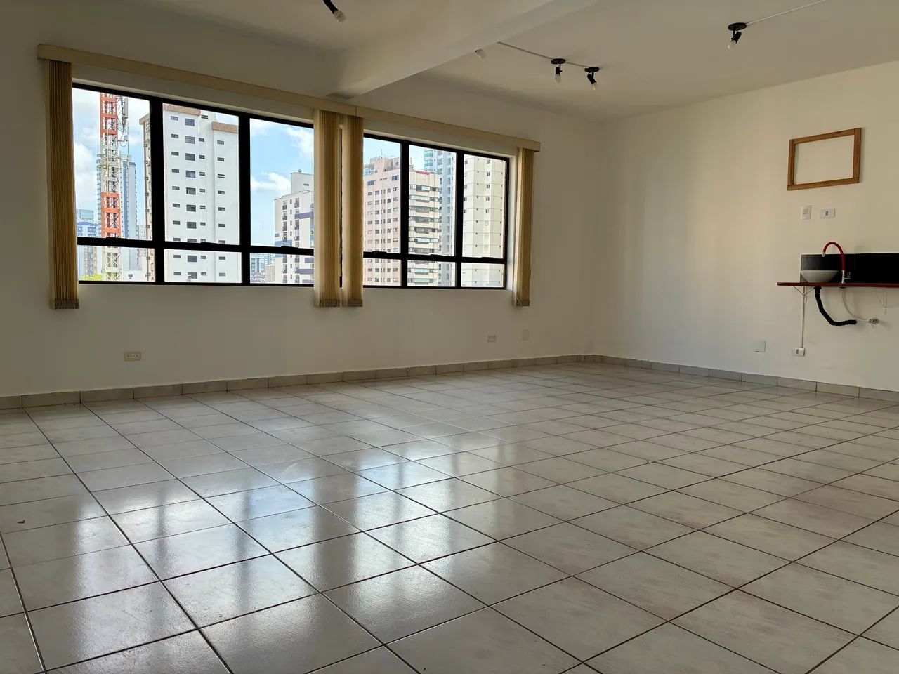 SALA COMERCIAL - EMBARÉ  - Foto 3