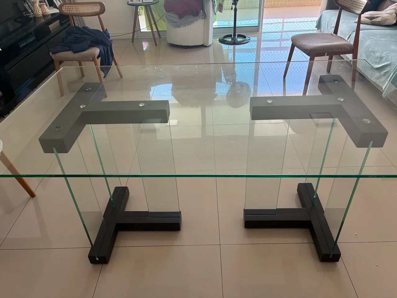 Mesa de jantar Jacaúna usada - Foto 3