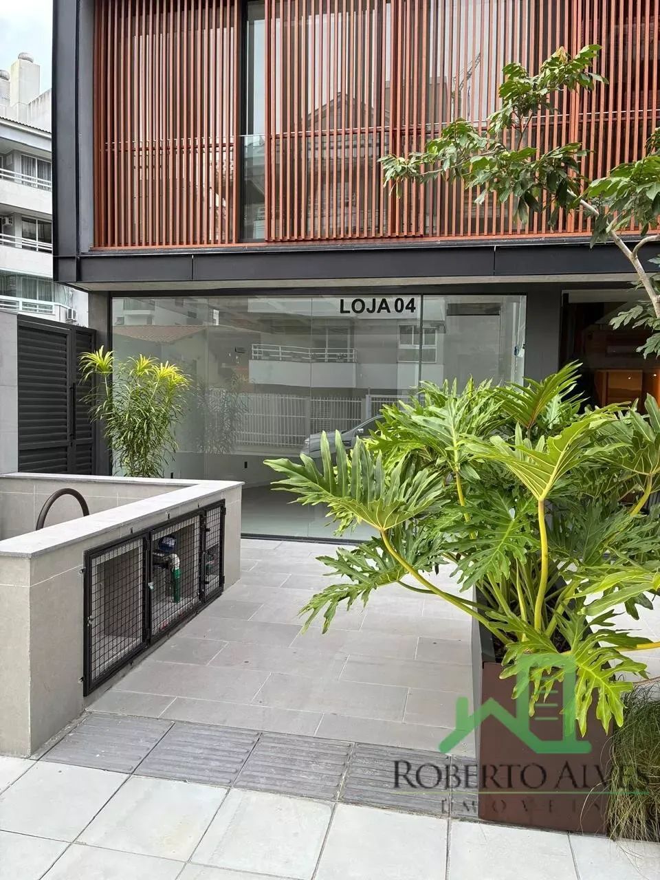 Loja Nova com Mezanino em Jurerê | 79,38m² | Excelente Localização - Foto 5