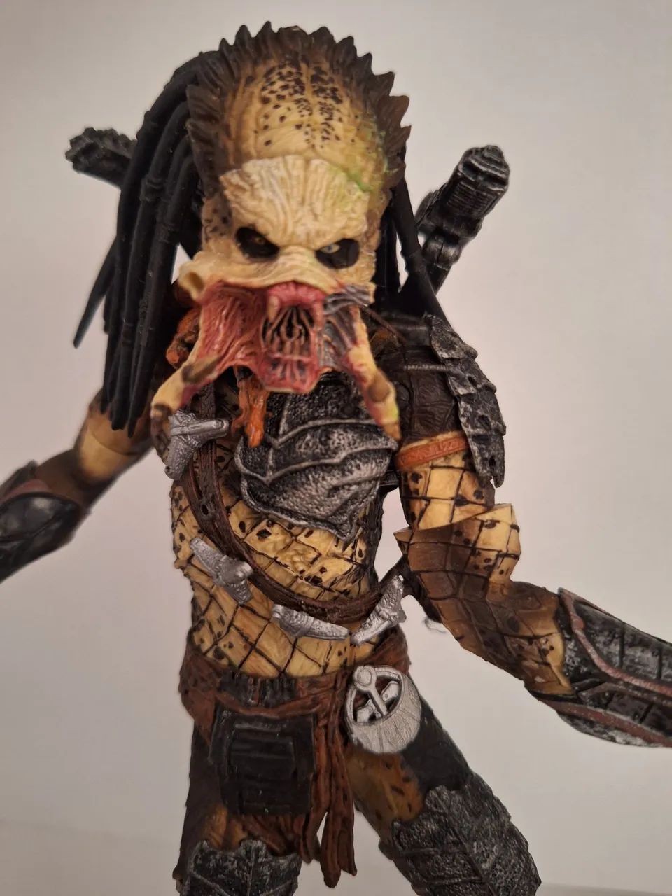 Bonecos Dutch Arnold E Predador Neca 18 Cm - Foto 4
