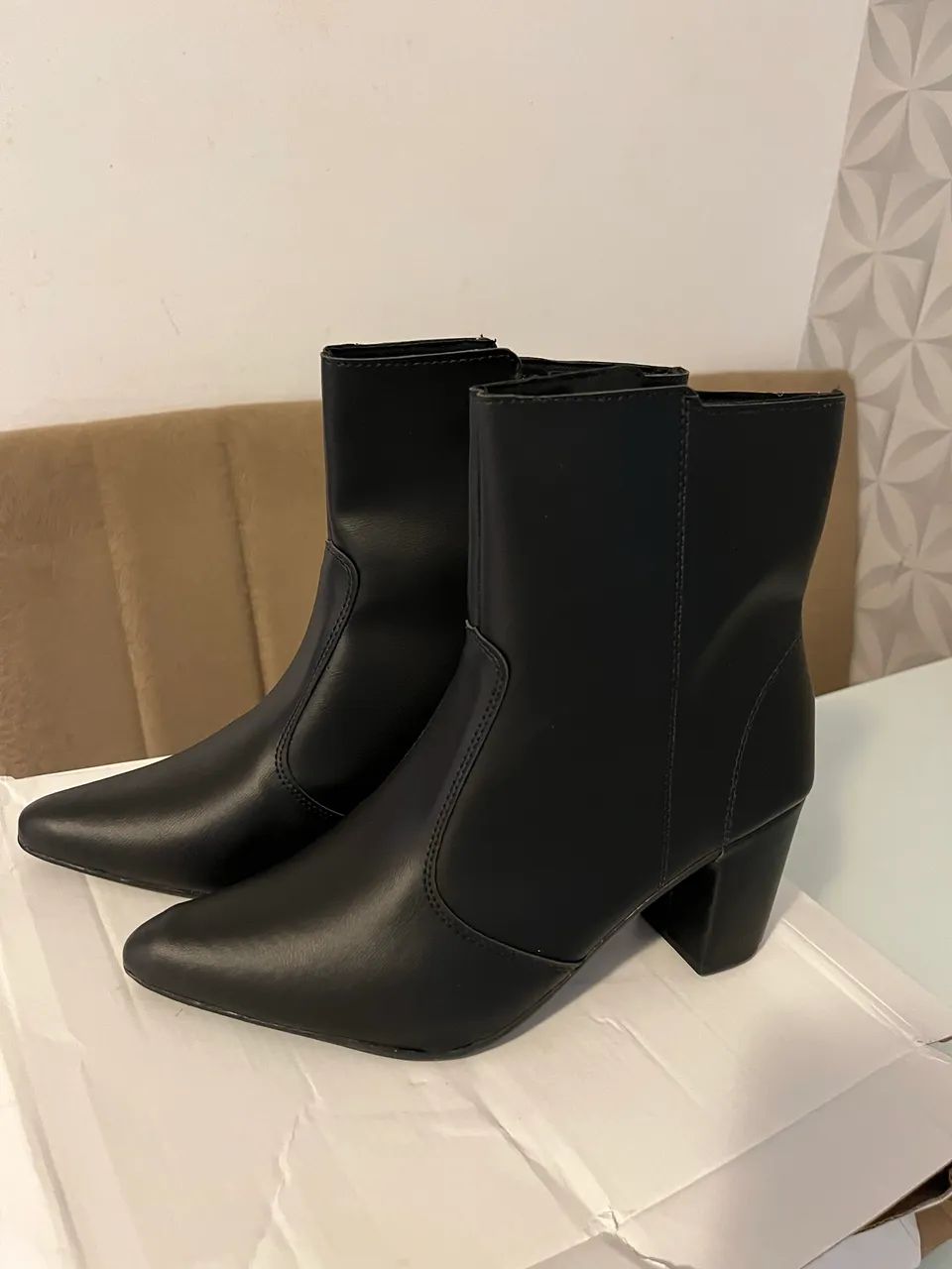 Bota  - Foto 4
