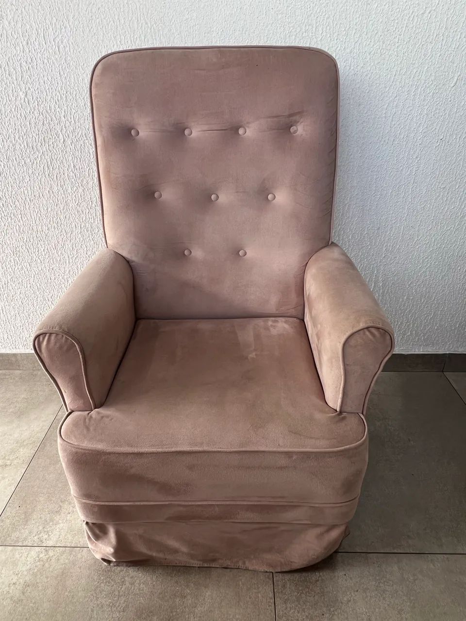 Poltrona amamentação com puf - Foto 4