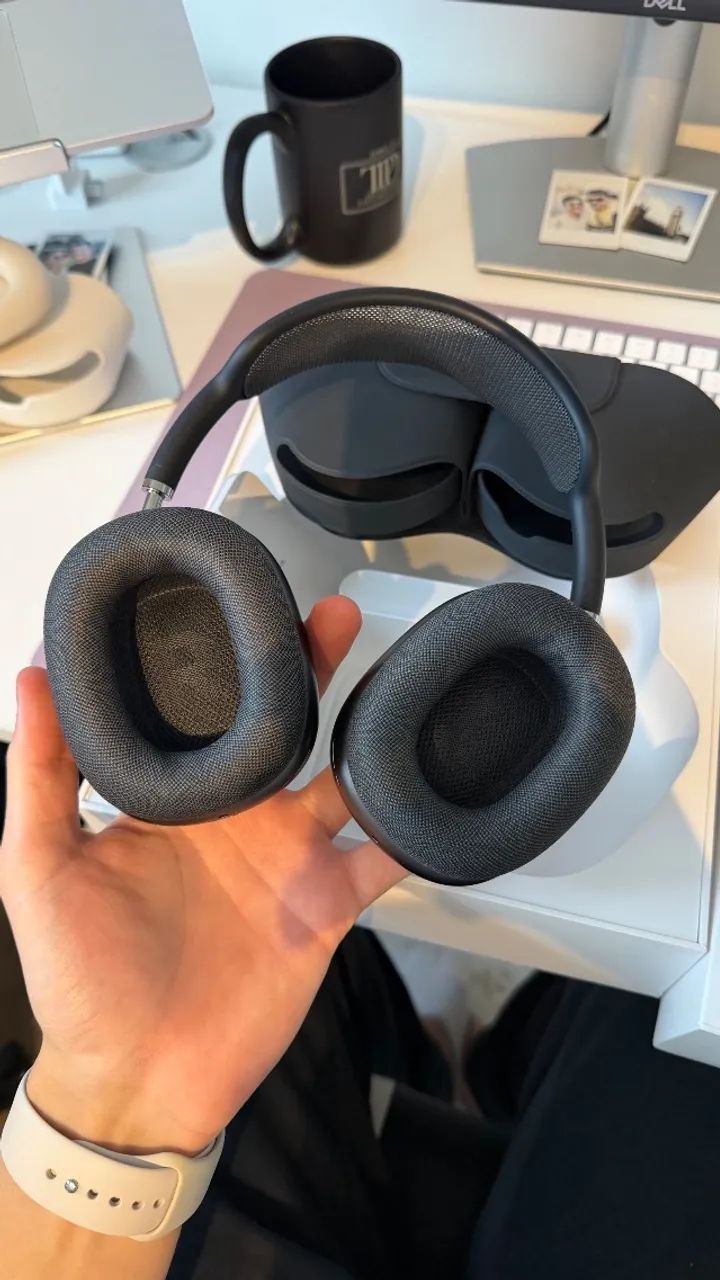 Apple AirPods Max Space Grey Lightning - Fones de Ouvido - Jardim