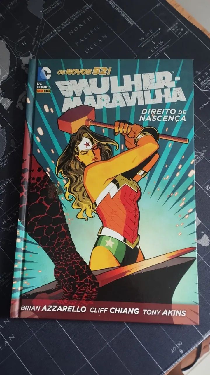 Kit de quadrinhos da DC em capa dura  - Foto 4