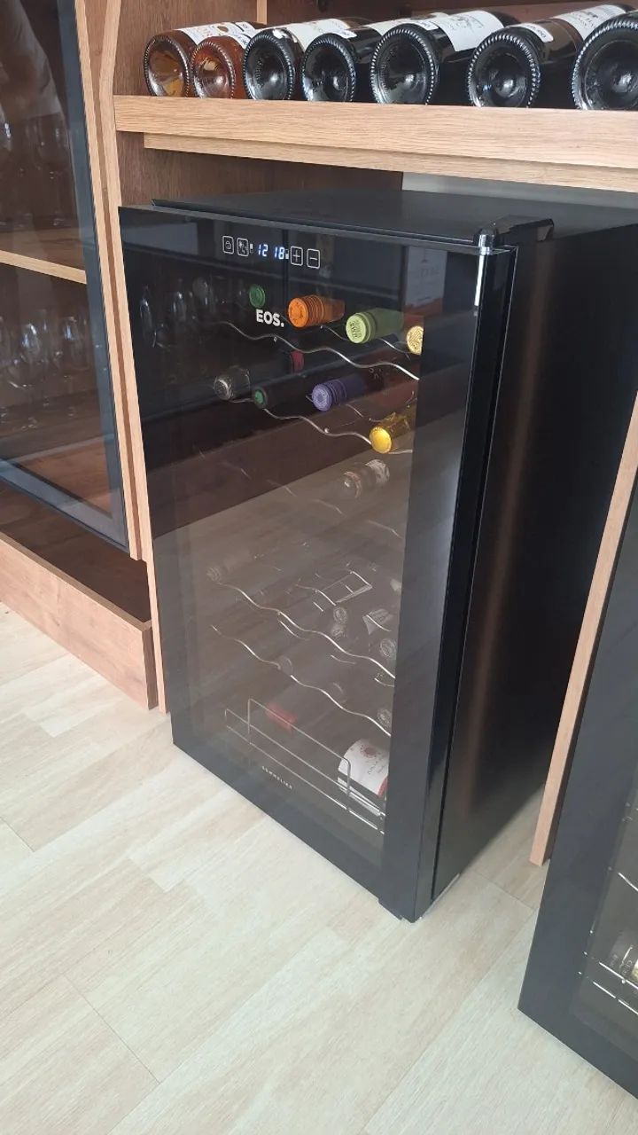 Adega climatizada refrigeada EOS 34 garrafas - Foto 3