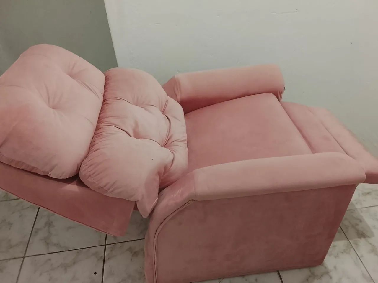 poltrona rosa 