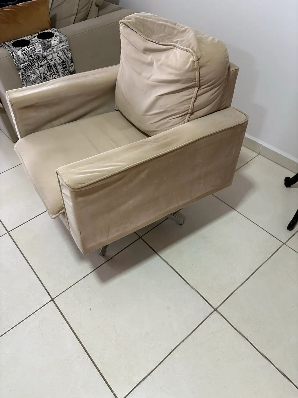 Poltrona giratória  - Foto 4