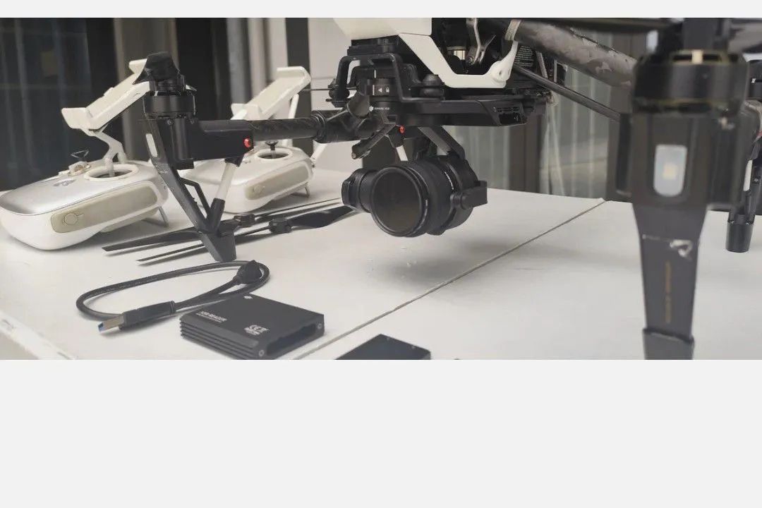 . Inspire 1 v2.0 + Zenmuse X5 completo  - Foto 2