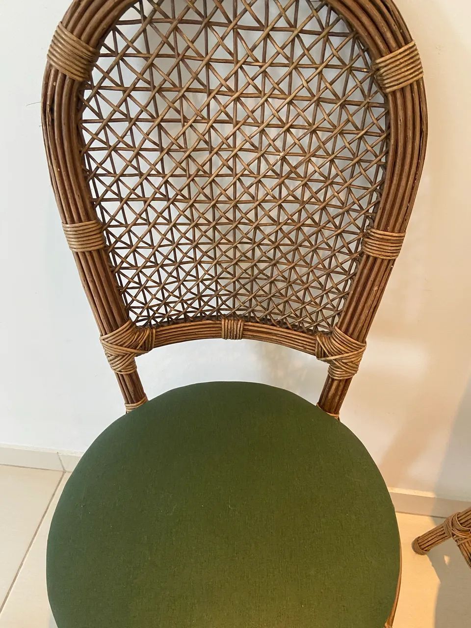 Par de Cadeiras Vintage em Rattan/Junco e Palhinha - Estilo Boho / Tropical - Foto 5