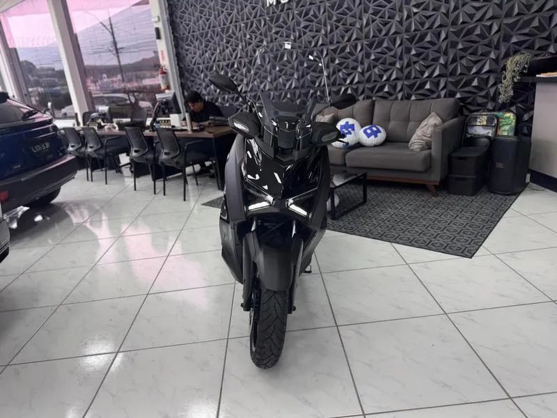 YAMAHA NMAX 2026 - Foto 2